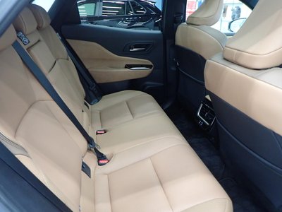 صورة مصغرة 59 لـ 2023 Toyota CROWN SPORT