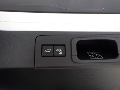 صورة مصغرة 64 لـ 2023 Toyota CROWN SPORT