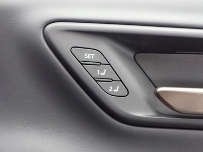 صورة مصغرة 48 لـ 2023 Toyota CROWN SPORT