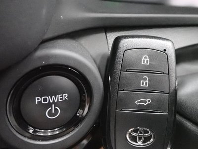 صورة مصغرة 15 لـ 2023 Toyota CROWN SPORT