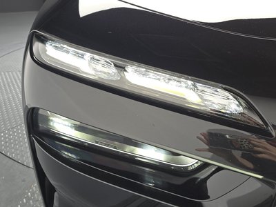 BMW I7 - 9