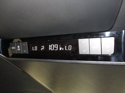 2023 Toyota ALPHARD thumbnail 24