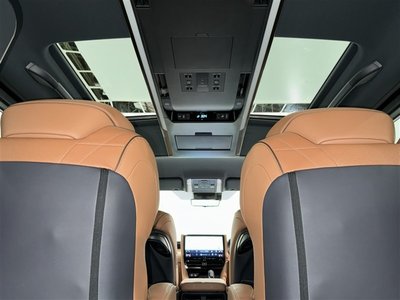 TOYOTA VELLFIRE - 10