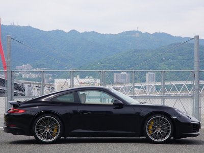 PORSCHE 911 - 6