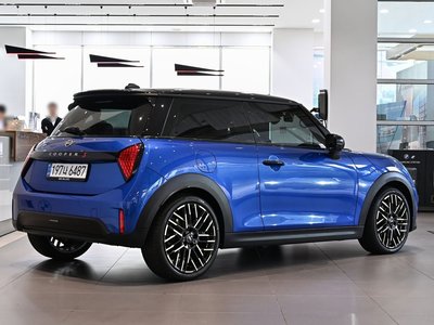 صورة 3 لـ 2025 MINI COOPER S