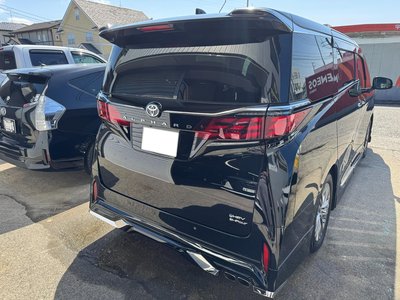 TOYOTA ALPHARD - 3