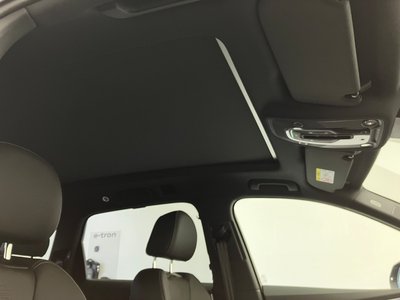 2026 AUDI Q7 — миниатюра 27
