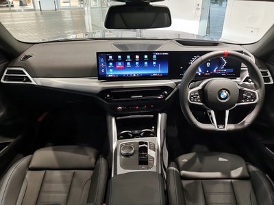 2025 BMW 2 SERIES COUPE photo 2