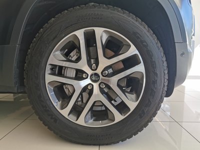 LAND ROVER DEFENDER - 9