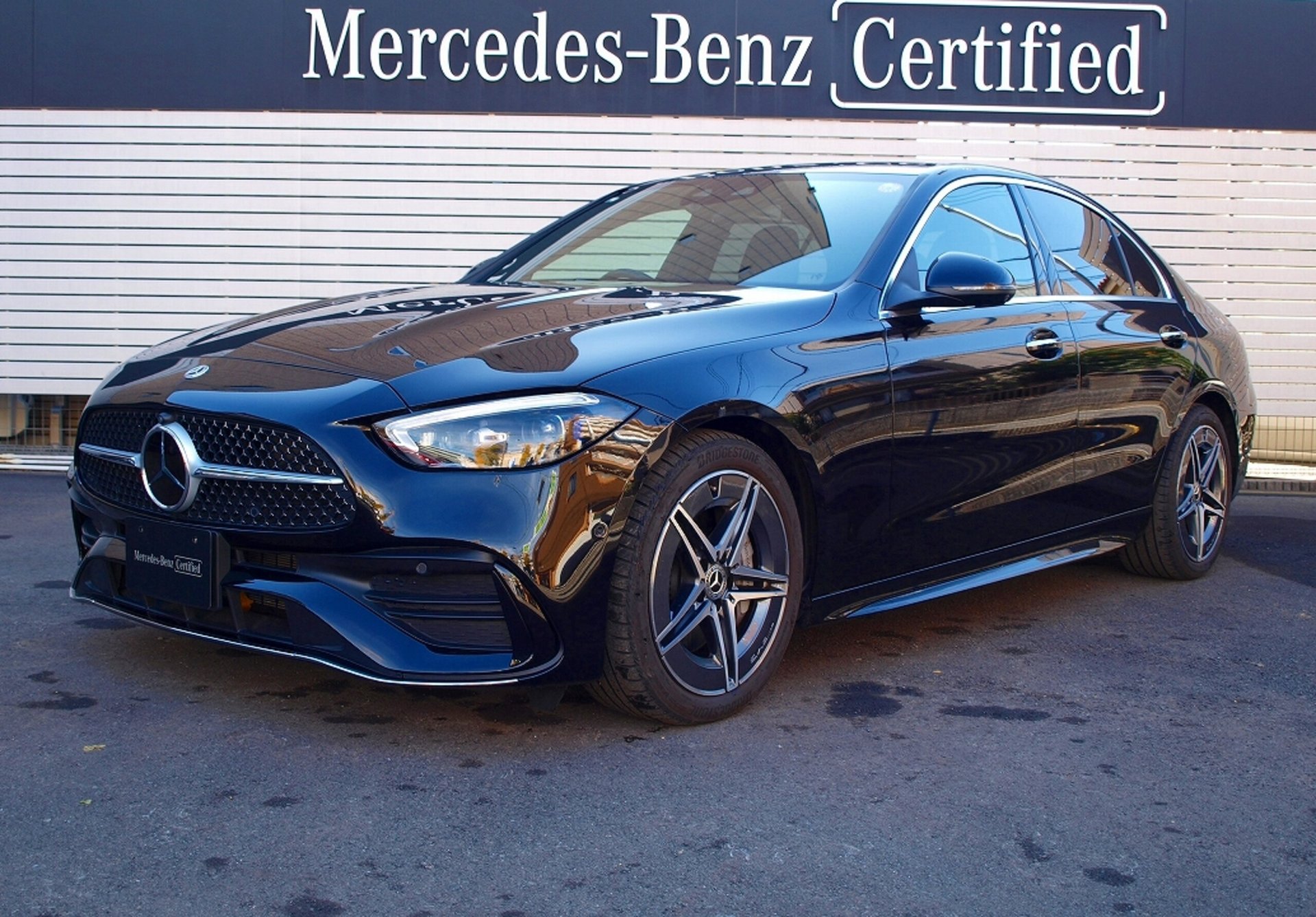 MERCEDES-BENZ C-CLASS - View 1