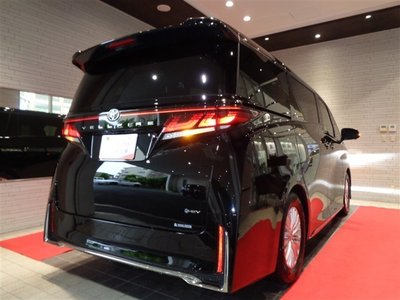 2024 Toyota VELLFIRE — фото 10