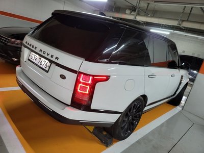 2017 LAND Rover RANGE ROVER photo 1