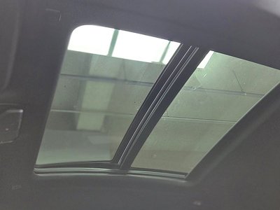2025 BMW X4 缩略图 18