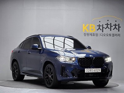 صورة 6 لـ 2025 BMW X4