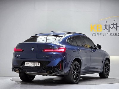 صورة 5 لـ 2025 BMW X4