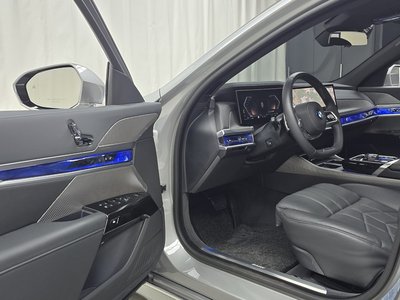 2024 BMW 7 SERIES — миниатюра 13