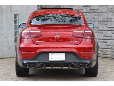 صورة 9 لـ 2019 Mercedes-BENZ GLC AMG