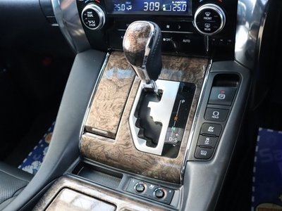 TOYOTA ALPHARD - 8