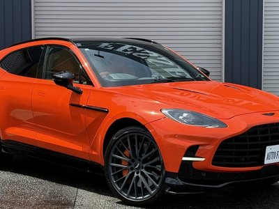 2025 Aston Martin DBX 照片 1