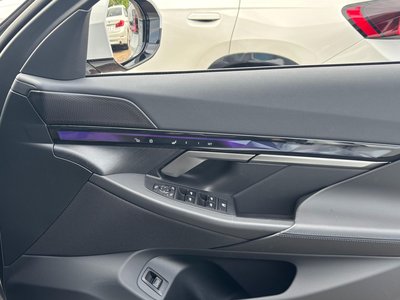 2025 BMW 5 SERIES 缩略图 69