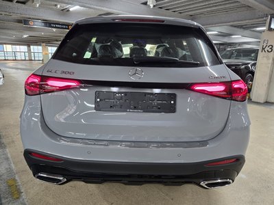 MERCEDES-BENZ GLC - 9