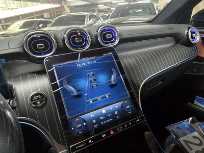 MERCEDES-BENZ GLC - 2