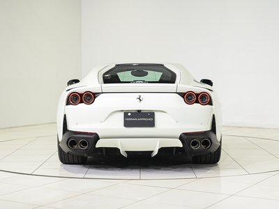 FERRARI 812 SUPERFAST - 9