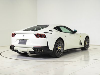 FERRARI 812 SUPERFAST - 8