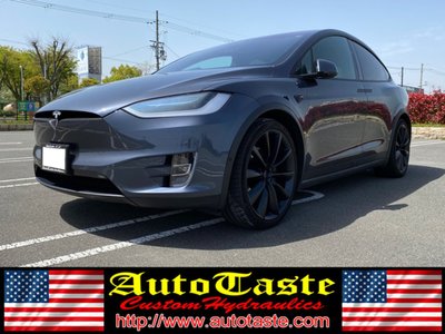 TESLA MODEL X - 6