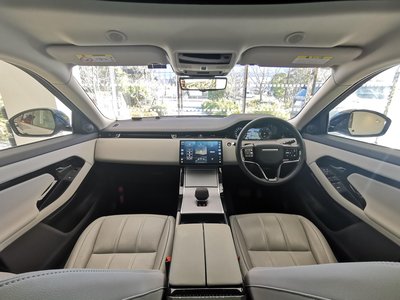 صورة 4 لـ 2024 LAND Rover RANGE ROVER EVOQUE
