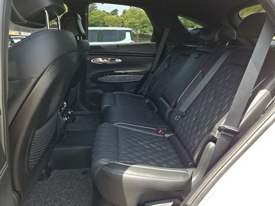 2021 Genesis GV70 — миниатюра 11