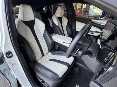 2023 Lexus NX — миниатюра 12