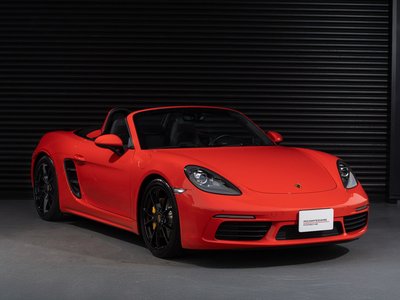 2017 Porsche 718 thumbnail 24