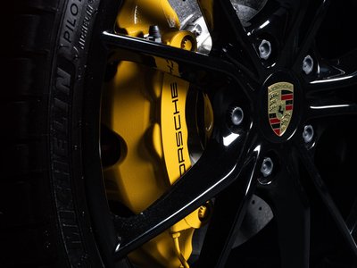 2017 Porsche 718 photo 3