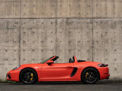 2017 Porsche 718 thumbnail 58