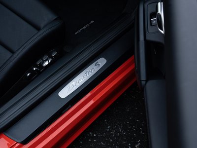 2017 Porsche 718 thumbnail 63