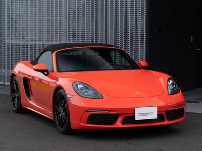 2017 Porsche 718 thumbnail 17