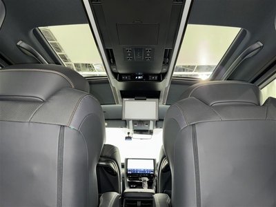 TOYOTA ALPHARD - 10