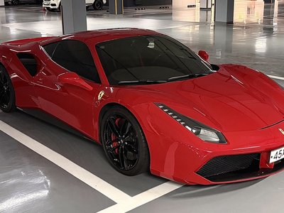 FERRARI 488 - 3