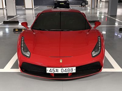 FERRARI 488 - 2