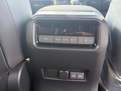 2026 Toyota LAND CRUISER 250 — миниатюра 25