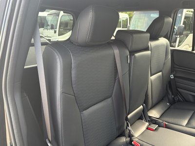 2026 Toyota LAND CRUISER 250 — миниатюра 23