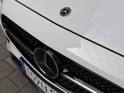 MERCEDES-BENZ E-CLASS - 10