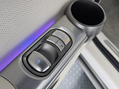 2022 Genesis GV60 — миниатюра 24