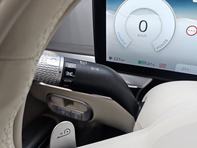 2022 Genesis GV60 — миниатюра 31