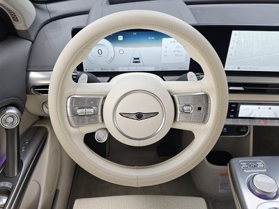 2022 Genesis GV60 — миниатюра 19