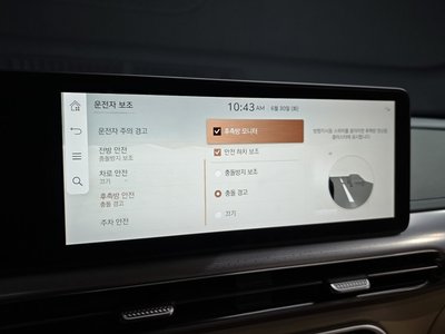 2022 Genesis GV60 thumbnail 16