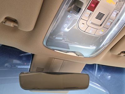 2022 Genesis GV60 thumbnail 19