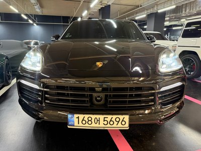PORSCHE CAYENNE - 2