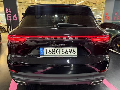PORSCHE CAYENNE - 6